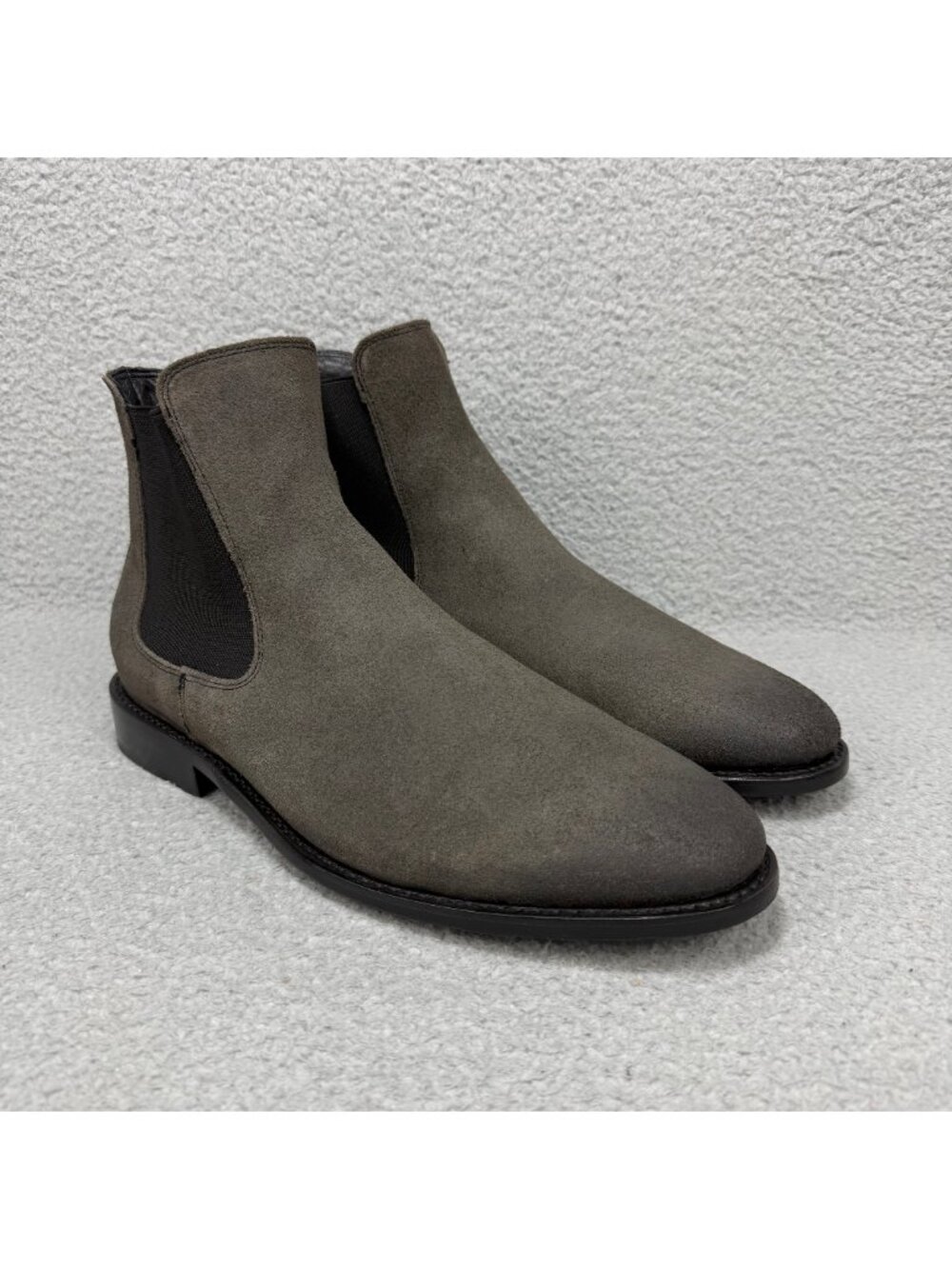 Thursday Boots Mens 11.5 Wide Shoes Grey Suede Cavalier Chelsea Ankle Everyday